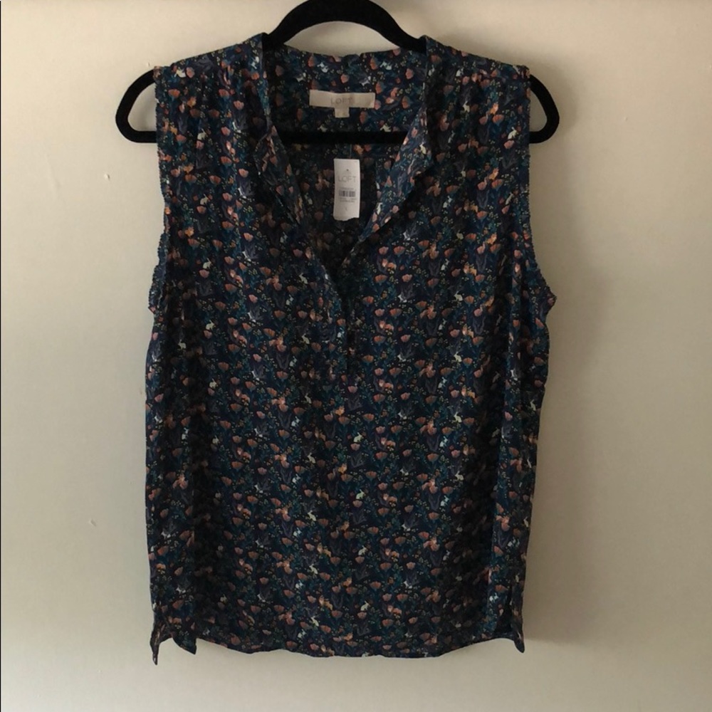 Loft NWT sleeveless blouse. Size L